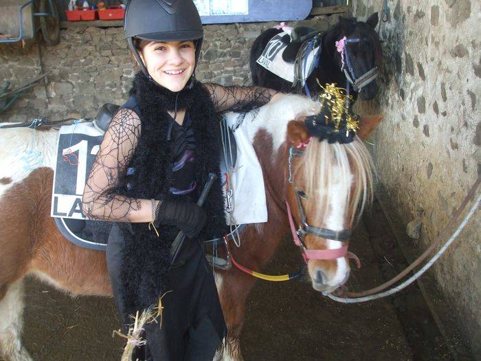 ameline_deguisee_oct2012jpg.jpg